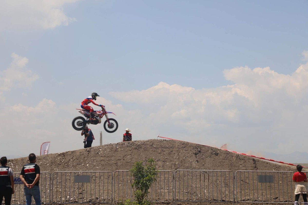 Ağrı, Türkiye SKIL Enduro ve ATV Şampiyonası'nda Adrenalin Dolu Anlara Ev Sahipliği Yaptı